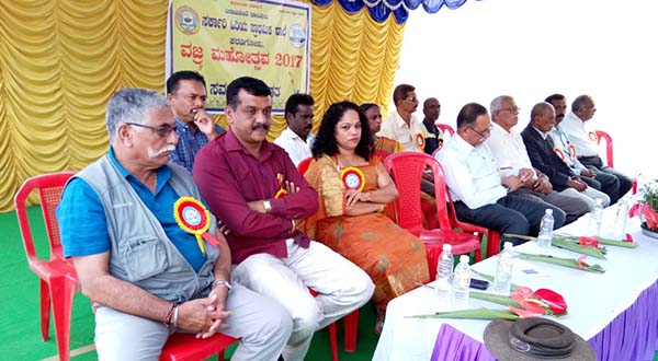 ಕರಡಿಗೋಡು ಸರಕಾರಿ ಶಾಲೆಯ ವಜ್ರ ಮಹೋತ್ಸವ ಕಾರ್ಯಕ್ರಮಕ್ಕೆ ಚಾಲನೆ